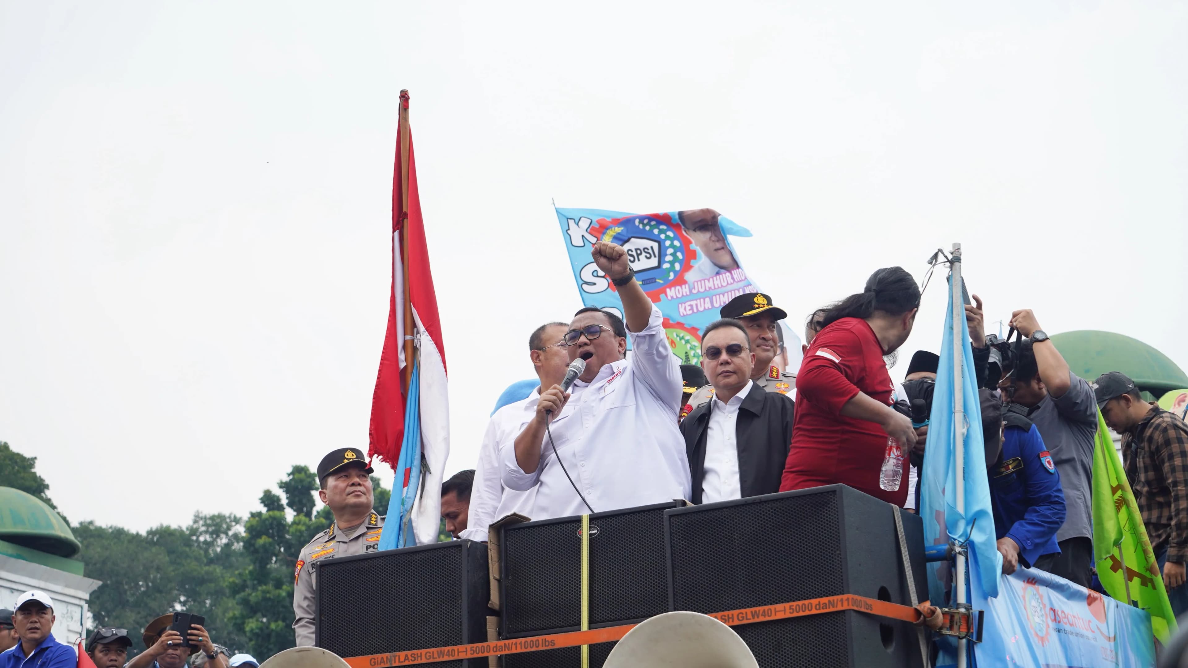Pengesahan UU