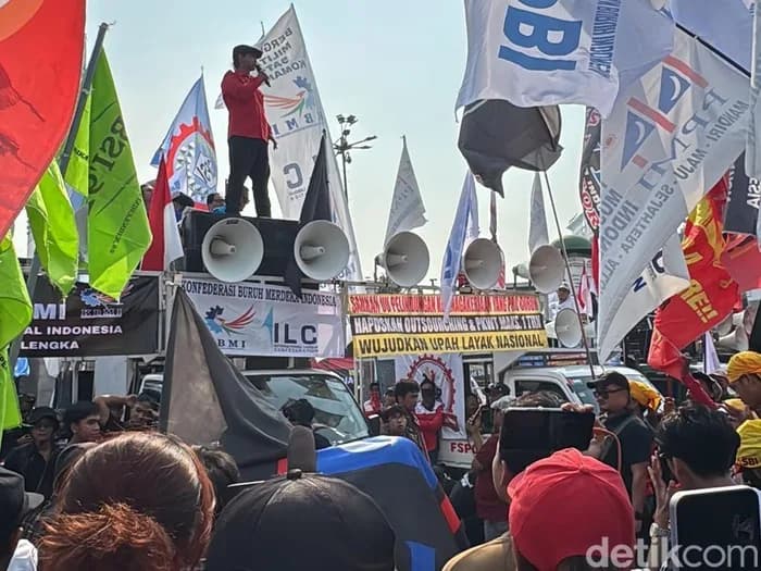 massa buruh